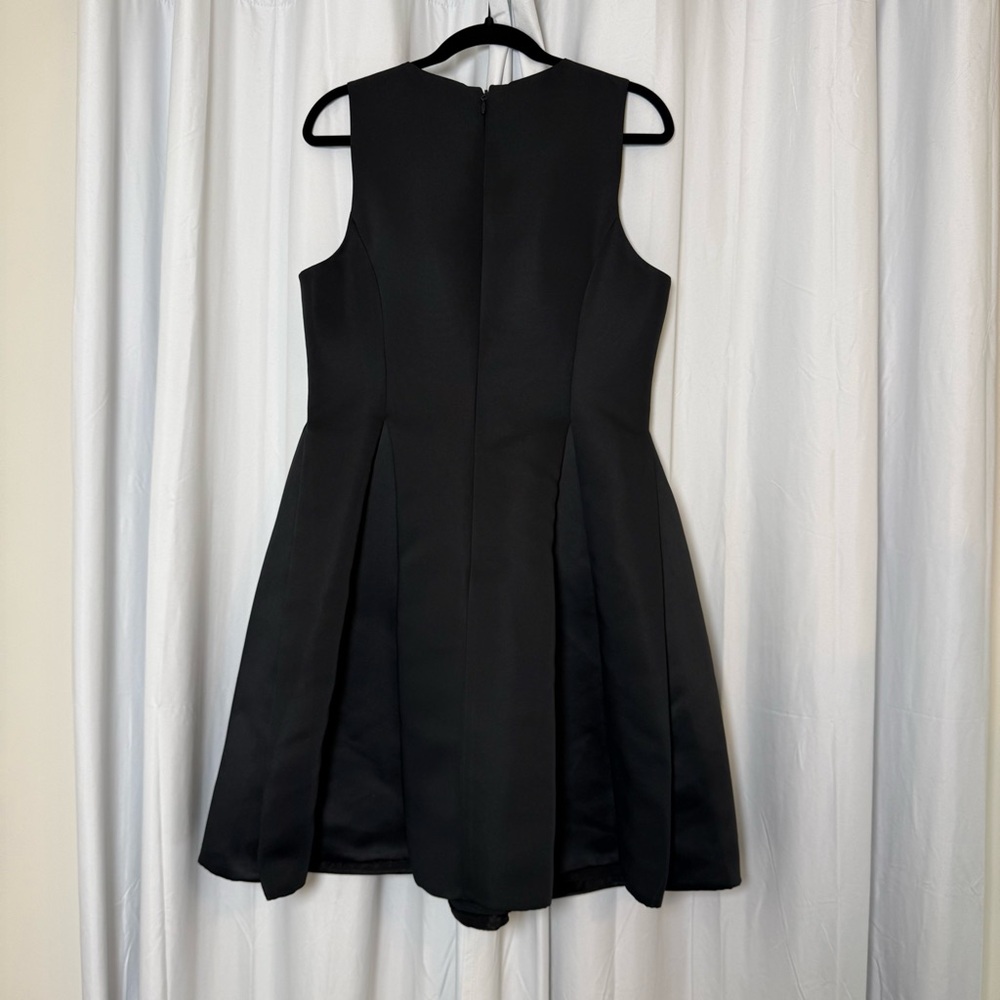 Halston Heritage Black Pleated Fit & Flare Cocktail Dress NWT Size 12 - Picture 5 of 13